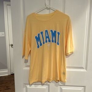 Oversized women’s Miami tee